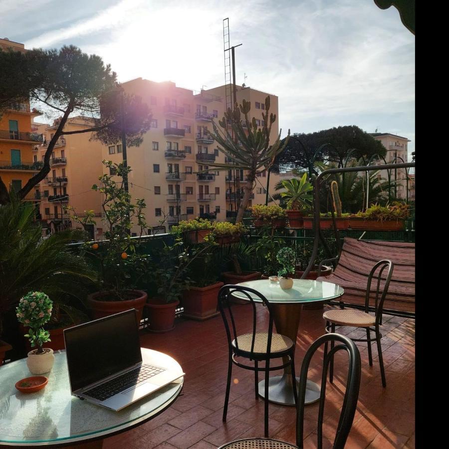 Domus Cesare Apartment Napoli Ngoại thất bức ảnh