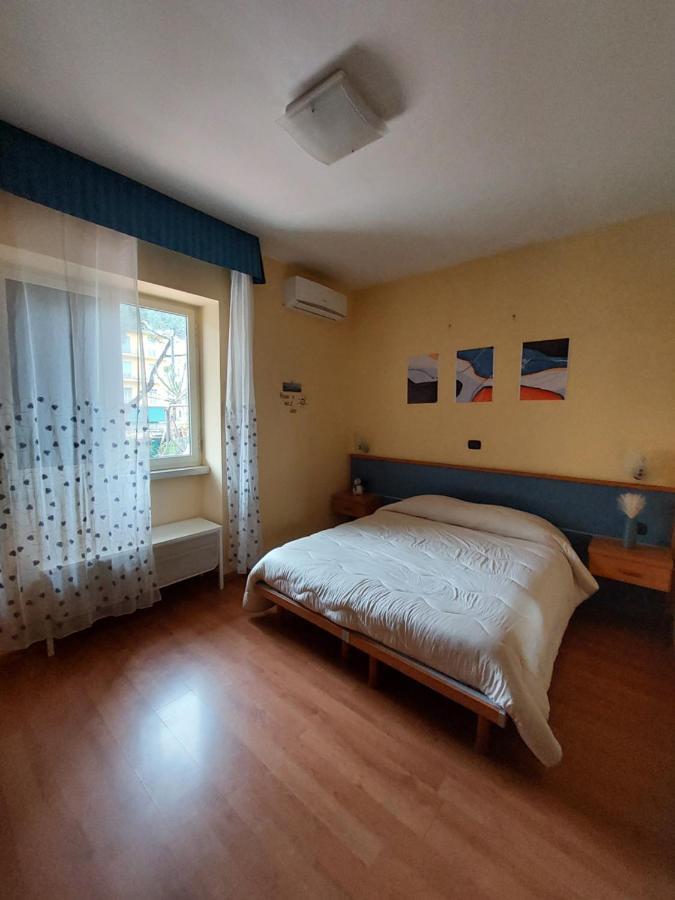 Domus Cesare Apartment Napoli Ngoại thất bức ảnh