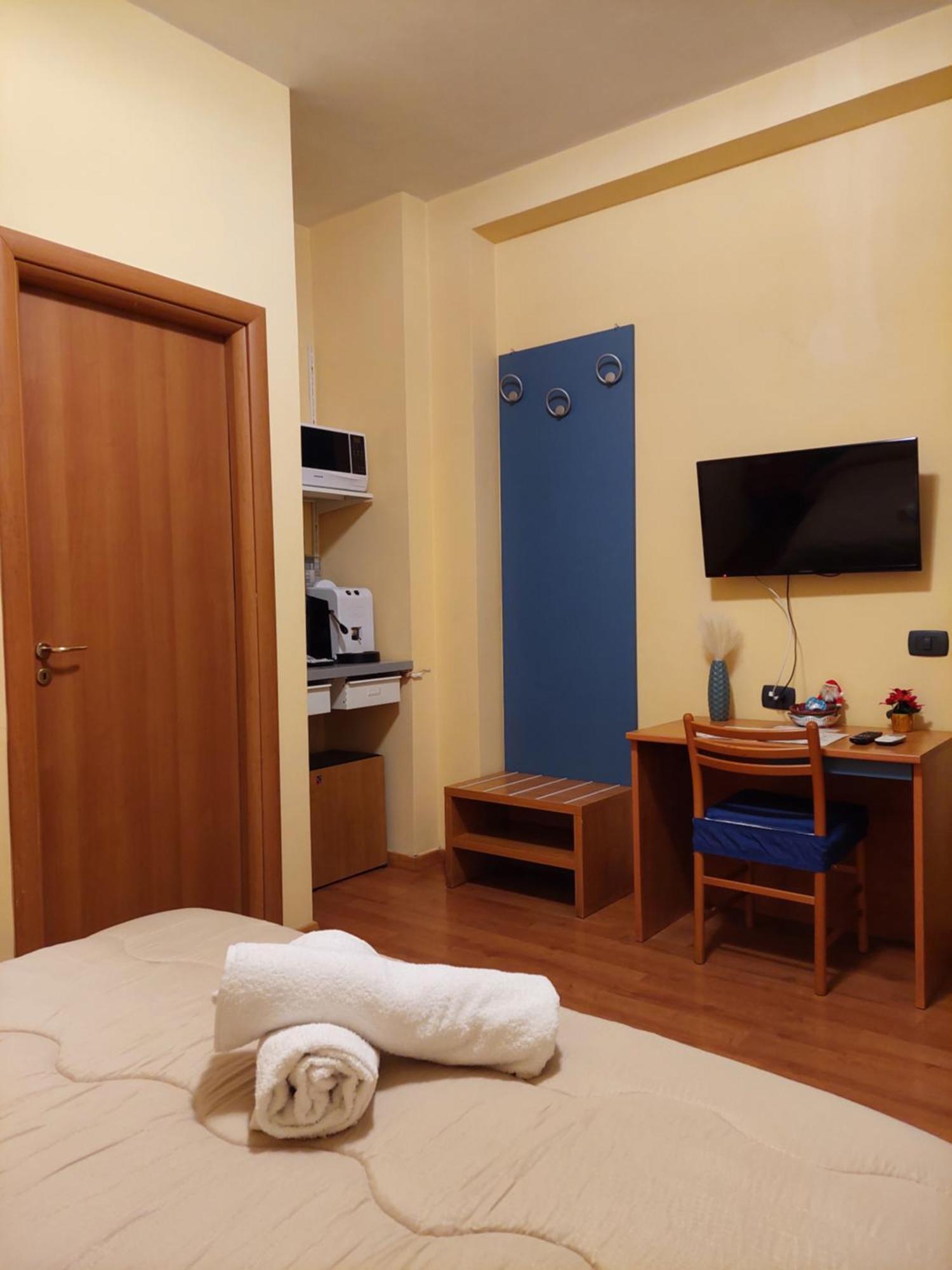 Domus Cesare Apartment Napoli Phòng bức ảnh